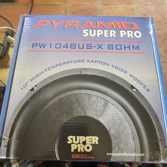 Universal Super Pro Series 10" 500W 8 Ohm SVC Subwoofer by Pyramid® pair - Picture 3 of 3